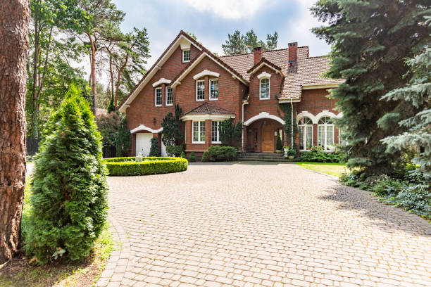 Best Driveway Paving Contractor  in Harvey, MI